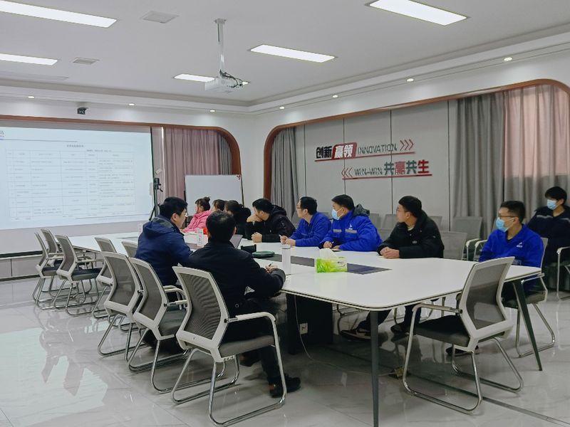 1XBET官网源宏公司发展新员工安全知识培训
